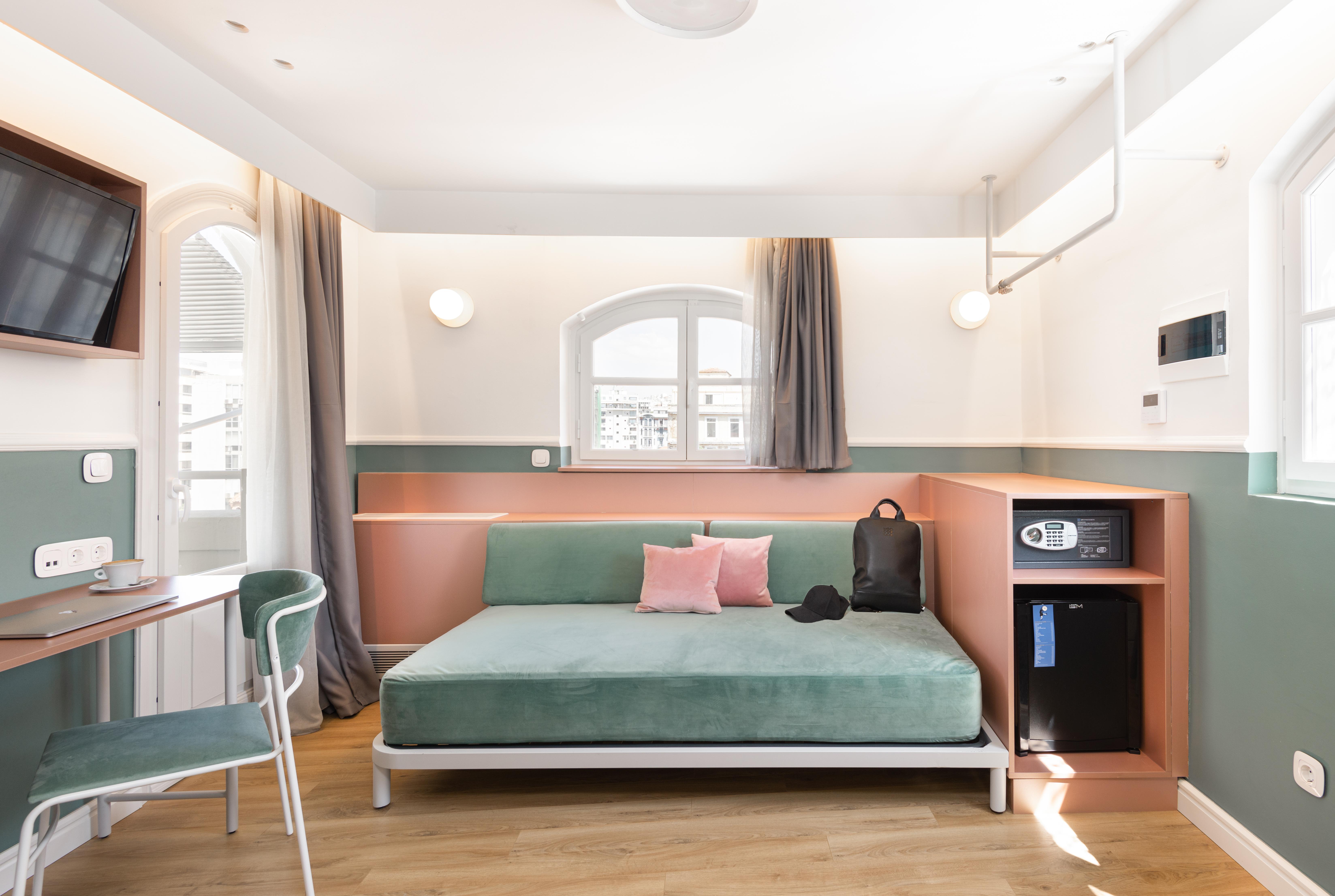 Colors Urban Hotel Салоники Экстерьер фото
