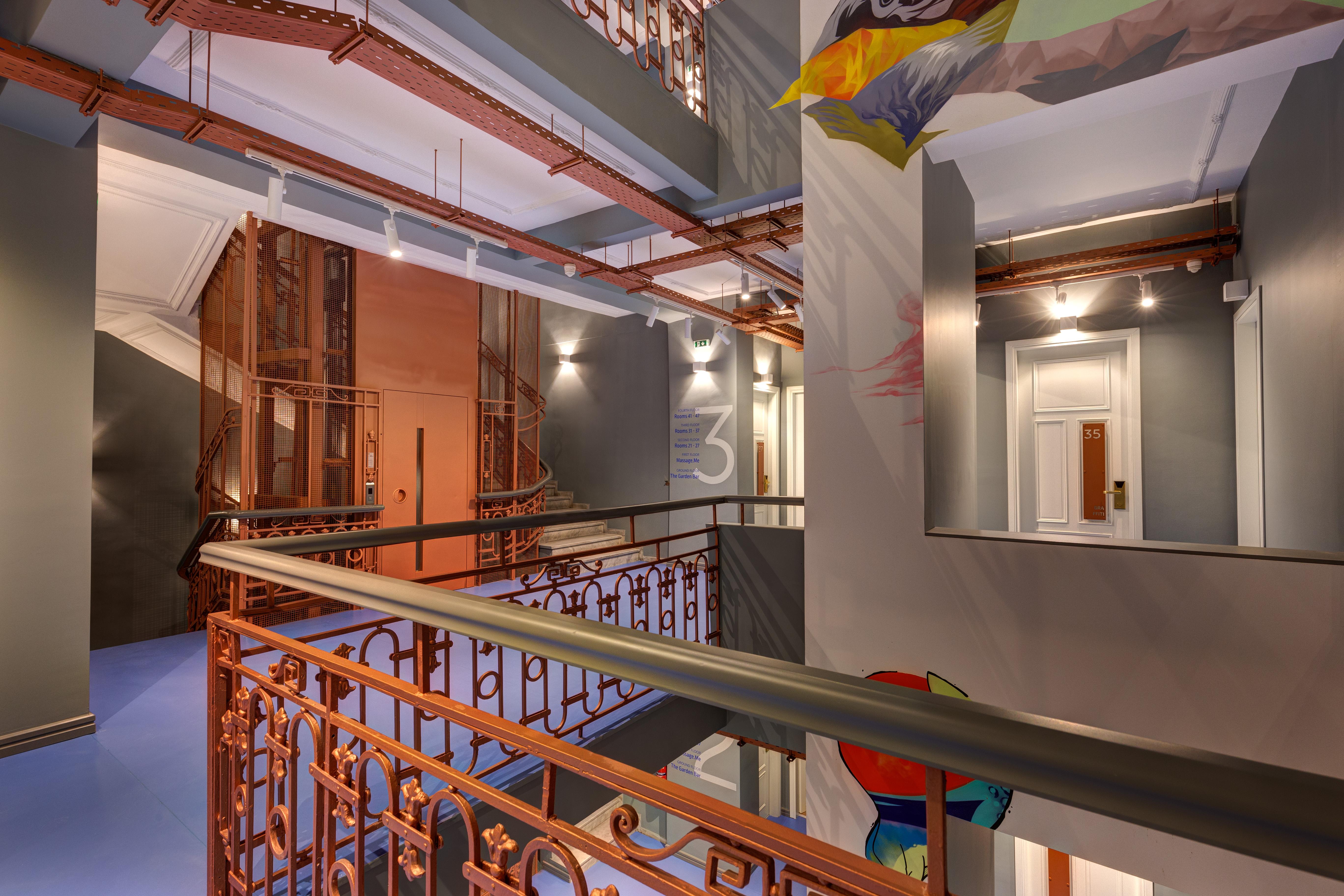 Colors Urban Hotel Салоники Экстерьер фото